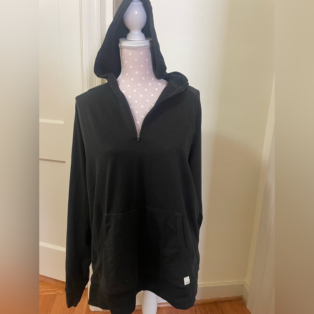 Vuori Black Half-Zip Hooded Sweater